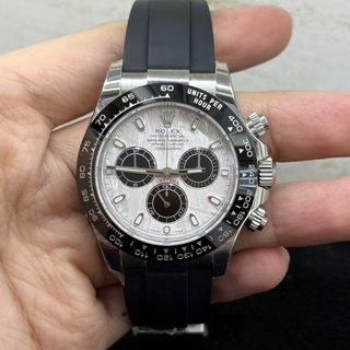 (Category: ) located in . Submitted by watch_kingdom (Listing ID 1443251179, Image 1). Description: .