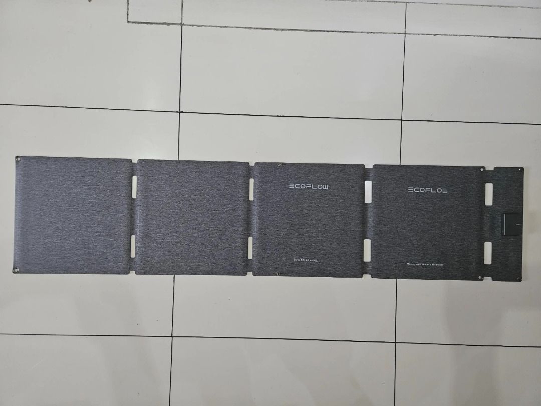 ECOFLOW 60W Portable Solar Panel (Type-C) (Category: Office & Business Technology) located in Taguig. Submitted by jimlim500 (Listing ID 1443183751, Image 3). Description: - EcoFlow 60W Portable Solar Panels - Type-C version - Ideal for camping and off-grid power solutions - Foldable design for easy transport and storage - All accessories shown in the box are included - Feel free to ask any questions!.