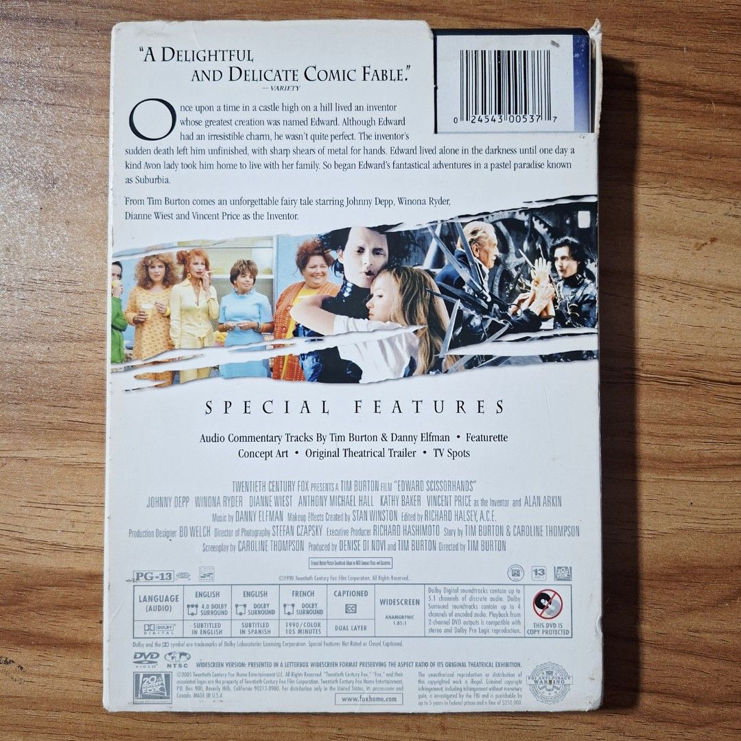 Edward Scissorhands Widescreen Anniversary Edition DVD (Category: CDs & DVDs) located in Kabankalan. Submitted by Videoshop.ph (Listing ID 1443249957, Image 2). Description: Edward Scissorhands Widescreen Anniversary Edition DVD. Starring Johnny Depp. Directed by Tim Burton. Includes special features like audio commentary, featurette, concept art, and TV spots. A delightful and delicate comic fable. Great movie for fans of Tim Burton..