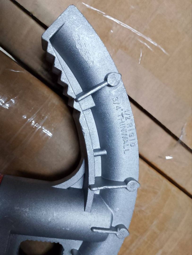 EMT PIPE BENDER Brand: OSK (Category: Everything Else Others) located in Manila. Submitted by joeyroque09 (Listing ID 1443192333, Image 1). Description: EMT PIPE BENDER Brand: OSK.