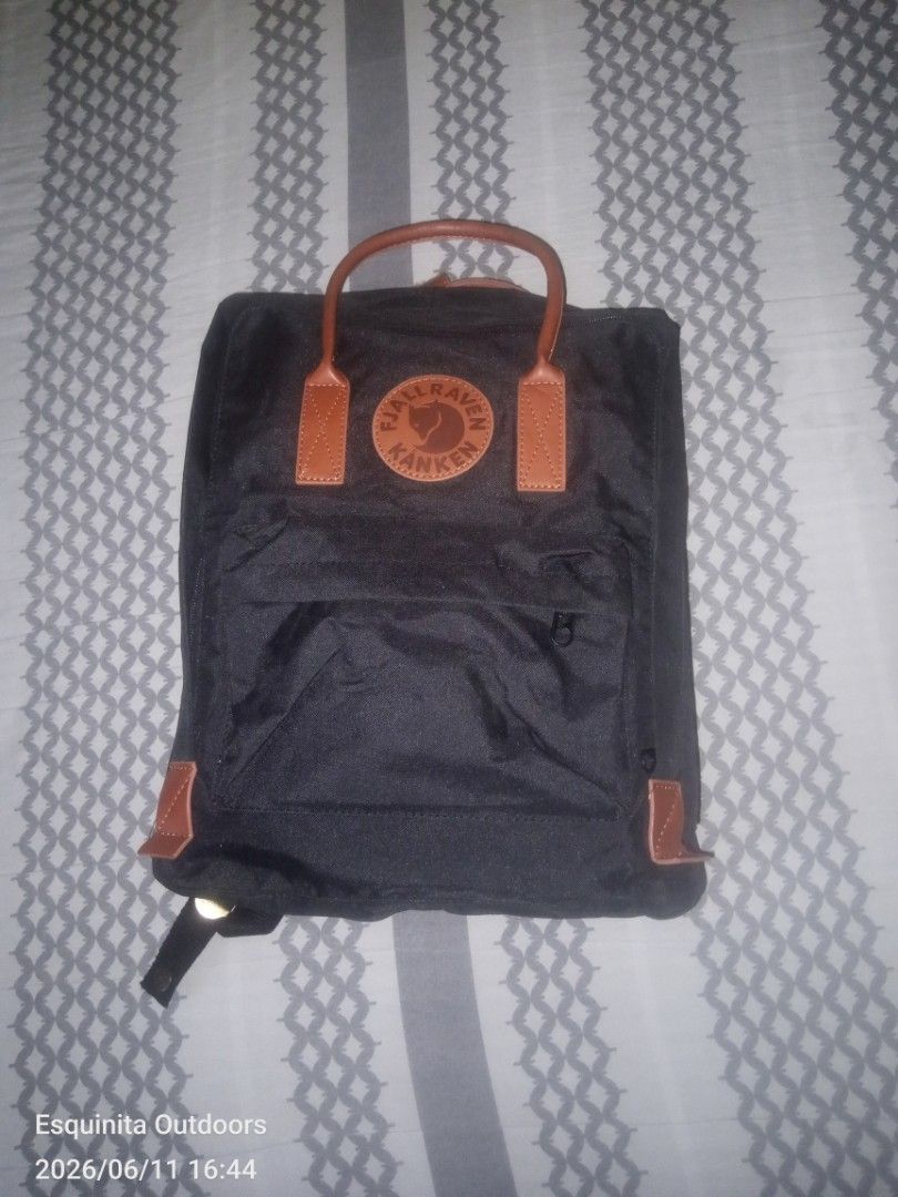 Fjallraven khanken backpack (Category: Backpacks) located in Cabuyao City. Submitted by khode025 (Listing ID 1443275441, Image 3). Description: Fjallraven khanken backpack No.2 As new condition Missing seat pad only 10/10 color rate and condition 4880 only.
