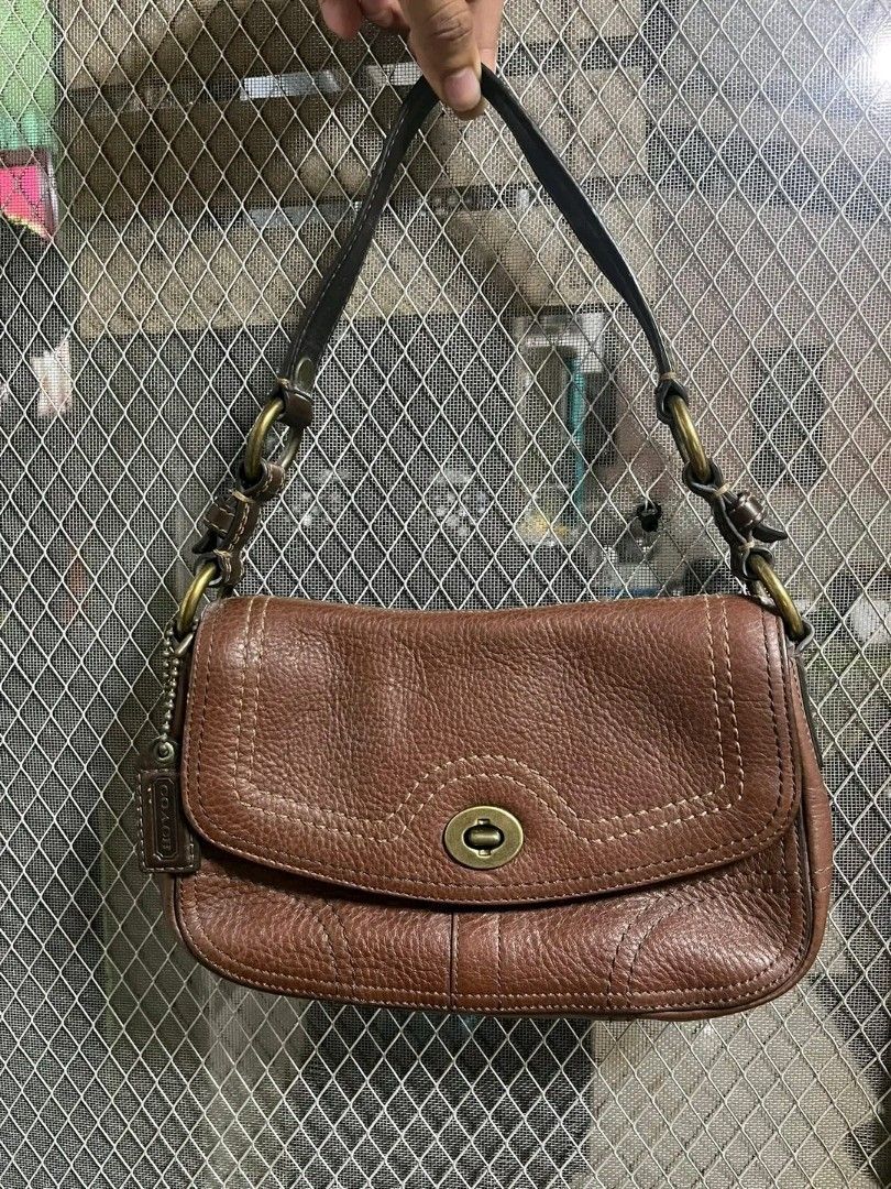 FOR SALE FOR SALEE (Category: Luxury Bags & Wallets) located in Manila. Submitted by streethustler1 (Listing ID 1443280824, Image 1). Description: .