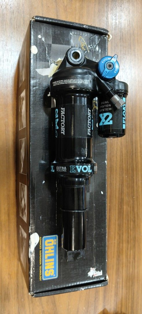 Fox Float DPX2 (Category: Bicycles) located in Singapore. Submitted by ghaz9 (Listing ID 1443240317, Image 2). Description: - Fox Float DPX2 - 216 × 57mm - Serviced in April RFS: Upgrade. See last 2 photos Enquiries: 8949 9365 Thanks for viewing!.
