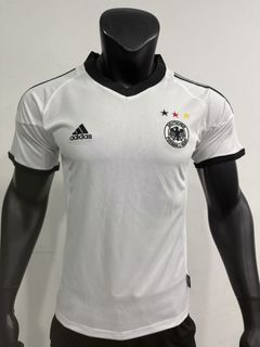 (Category: ) located in . Submitted by calcio_sport_jersey (Listing ID 1443311386, Image 1). Description: .