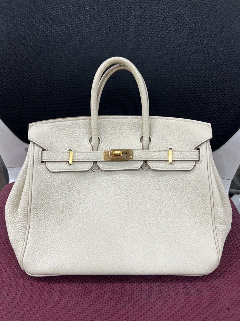 Hermès Birkin 25 (Category: Luxury Bags & Wallets) located in Bacolod City. Submitted by novymae23 (Listing ID 1443130004, Image 1). Description: Hermès Birkin 25 handbag Size Medium Excellent Condition Bag Only .