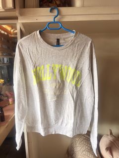 (Category: ) located in . Submitted by thriftchic__ (Listing ID 1443162236, Image 1). Description: .