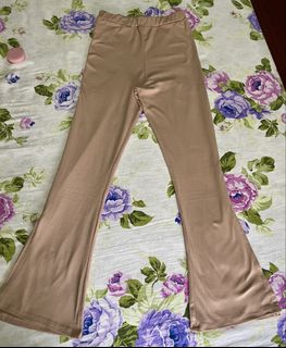 (Category: ) located in . Submitted by anicascloset (Listing ID 1443129705, Image 1). Description: .