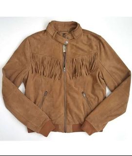 (Category: ) located in . Submitted by thevintageeditbyashley (Listing ID 1443203042, Image 1). Description: .