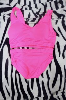 (Category: ) located in . Submitted by preloved.branded777 (Listing ID 1443128672, Image 1). Description: .