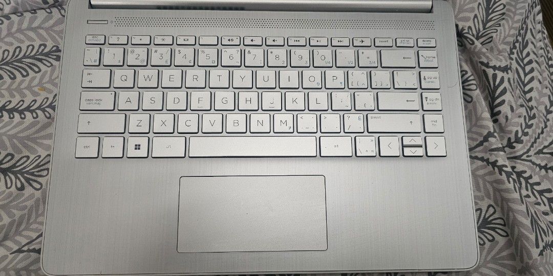 Hp laptop479226697583185921