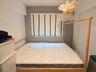 (Category: ) located in . Submitted by _declutter_ren_ (Listing ID 1443132578, Image 1). Description: .