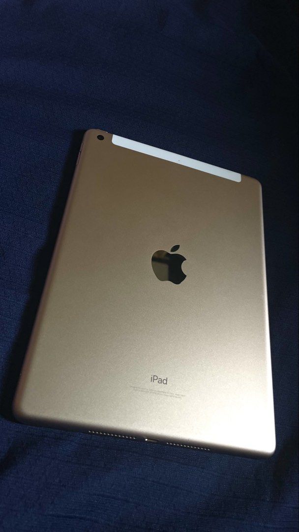 iPad 5th Gen (2017) 32gb UNIT ONLY (Category: iPad) located in Manila. Submitted by mca09220173208 (Listing ID 1443182115, Image 3). Description: FOR SALE‼️(Negotiable) iPad 5th Gen (2017) 32gb UNIT ONLY ✔️All Working ✔️No History of Repair ✔️iPadOS 16.7.16 ✔️9.7 Inches ✔️Wifi+Sim ✔️Smooth Camera (Front & Back) ✔️Smooth Perfomance & For Gaming ✔️Fingerprint ISSUE Corner dents due to usage the rest wala na RFS: Upgrading ✔️COD, Lalamove, JNT ✔️MEE