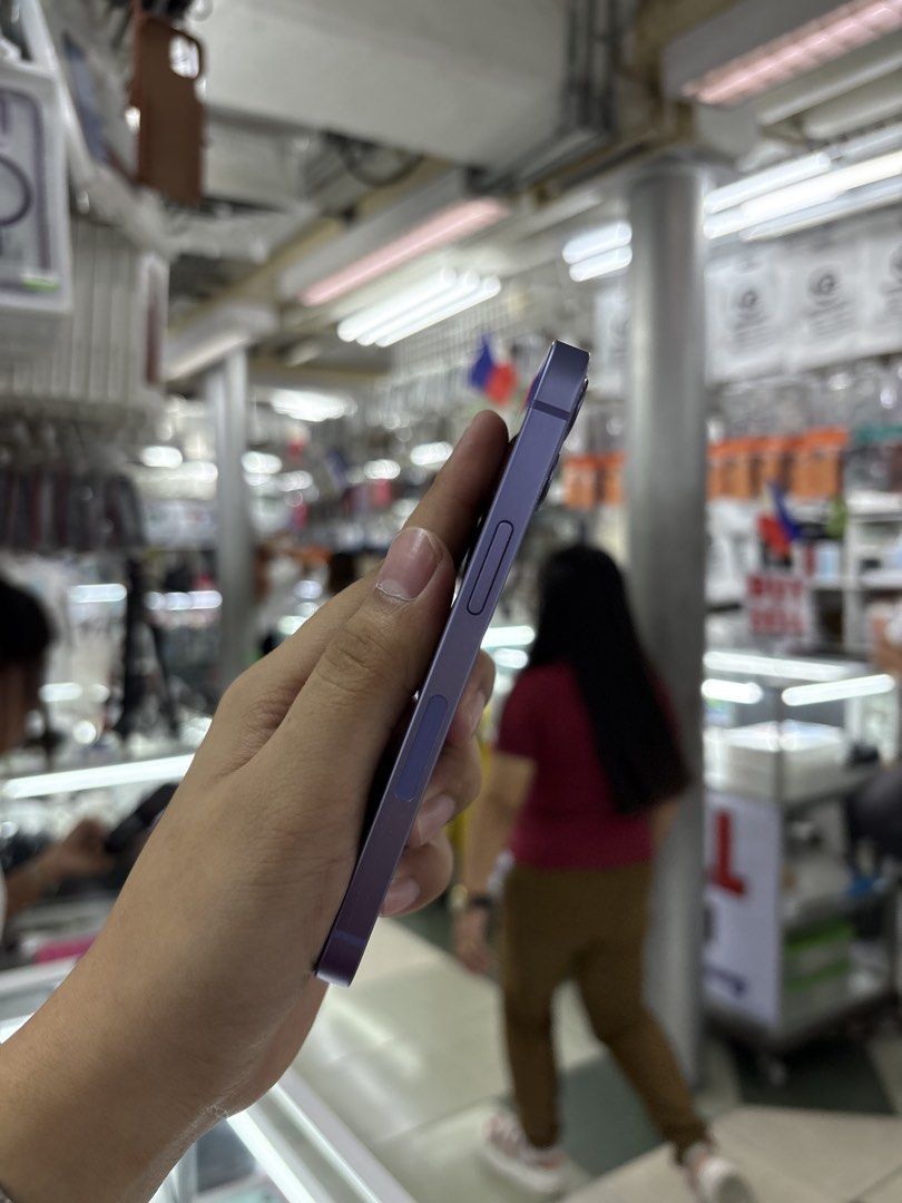iPhone 12 Mini 256GB Factory Unlock No Issue Secondhand (Category: iPhone 12 Series) located in Pasig City. Submitted by FarAndRayShop (Listing ID 1443204961, Image 2). Description: OPEN FOR SWAP/SELLING/BUYING (RFS: Buy and Sell) Price: 13,499 iPhone 12 Mini 256GB •FACTORY UNLOCK •NO HIDDEN ISSUES •TEST TO SAWA •Authentic Phone Physical store in Greenhills Shopping Center XD-07 Stall Number Look For Rayray Or Anika NO CASH INSTALLMENT We are ope