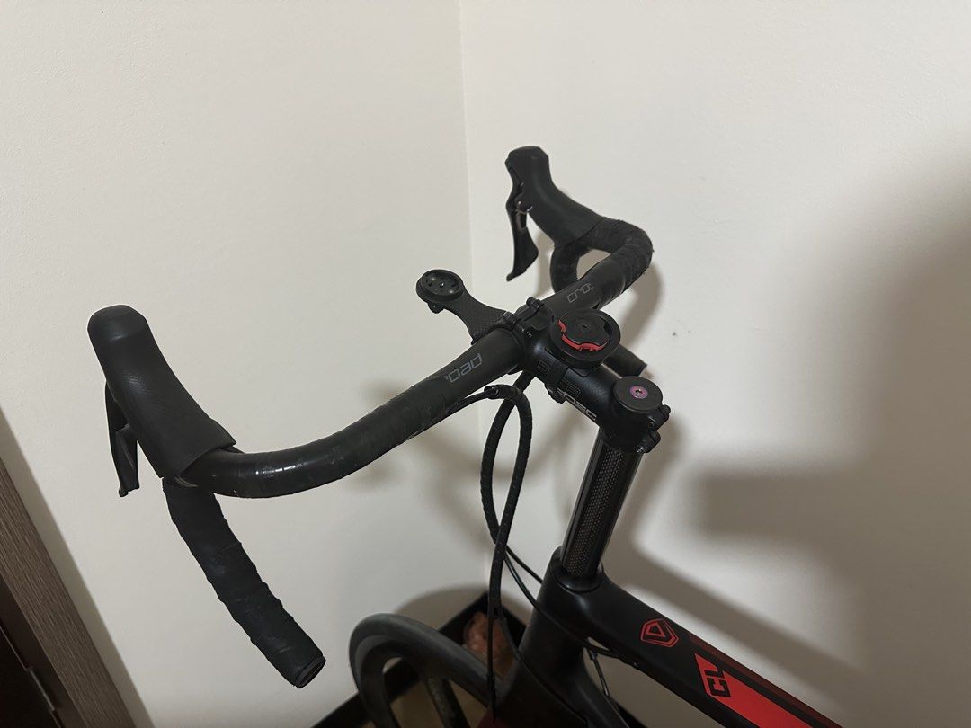 JAVA CL Mini Velo (Category: Bicycles) located in Singapore. Submitted by jasper.O (Listing ID 1443275501, Image 3). Description: Condition 8.5/10 - JAVA CL Carbon Mini Velo - Lightweight carbon frame - Fabric saddle - Carbon wheels - Ideal for commuting and leisure cycling ****Need to change handlebar tape as wear and tear. Selling due to low usage Pm for fast deal price .