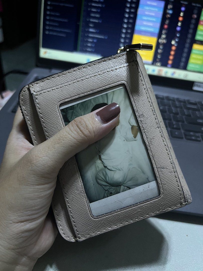Kate Spade Staci Small Bifold Wallet (Category: Luxury Bags & Wallets) located in Manila. Submitted by charlenecloset (Listing ID 1443181637, Image 2). Description: I am selling my preloved Kate Spade Bifold Wallet bought here in Carousel last May for only Php400 💖 Sign of usage, peeling(please refer to photos) 💖 6 card compartments 💖 very handy 💖RFS: needs bigger wallet 💳 MOP: BPI, GoTyme 📍 Sta. Ana Manila 🚗 Lalamove or Angkas shouldered 
