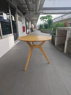Dining Tables Collection item 1