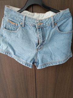 (Category: ) located in . Submitted by redapple9494 (Listing ID 1443212581, Image 1). Description: .
