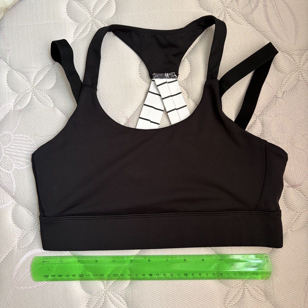 LilyBod Sports Bra (Category: Activewear) located in Tayug. Submitted by deklutter_ (Listing ID 1443221653, Image 1). Description: So nice in person! All logos intact. Can literally pass as brand new Fits MEDIUM No issues, no pads but double lined ‼️Pls haggle responsibly. Items are priced according to their overall condition..