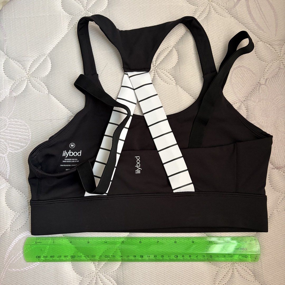 LilyBod Sports Bra (Category: Activewear) located in Tayug. Submitted by deklutter_ (Listing ID 1443221653, Image 2). Description: So nice in person! All logos intact. Can literally pass as brand new Fits MEDIUM No issues, no pads but double lined ‼️Pls haggle responsibly. Items are priced according to their overall condition..