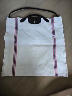 （分類：）位於 。 由 domitilax18 提交（商品編號 1443204361，圖片 1）。簡介： 。