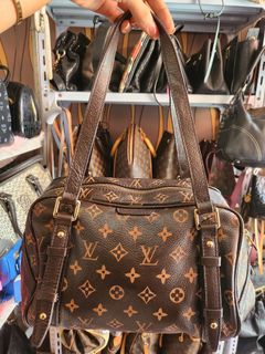 (Category: ) located in . Submitted by xcessbaggs (Listing ID 1443161645, Image 1). Description: .
