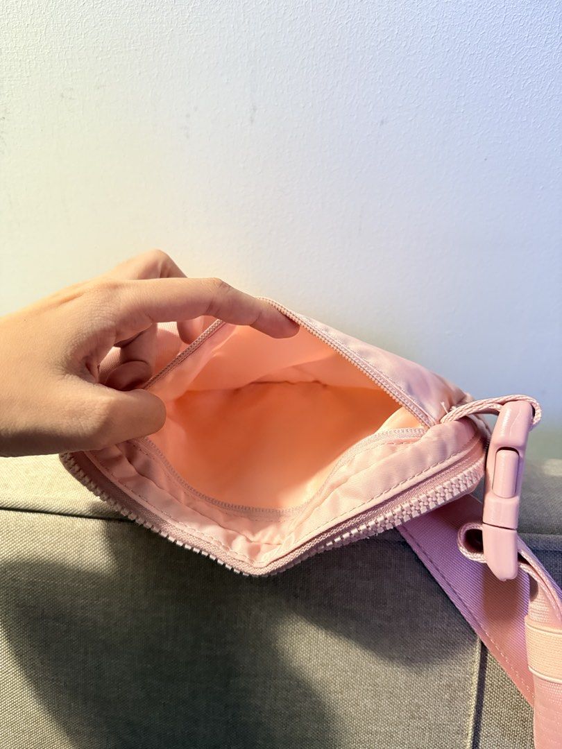 Lululemon Everywhere Belt Bag 1L Pink (Category: Purses & Pouches) located in Pasay City. Submitted by karlamarithe (Listing ID 1443153176, Image 3). Description: Selling my Lululemon Everywhere Belt Bag 1L in pink. RFS: Don’t really like pink and don’t see myself using it na 😭 📍Metro Manila 💰₱2,300 negotiable.