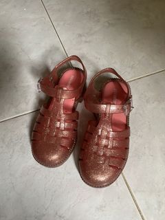 (Category: ) located in . Submitted by thriftingmama (Listing ID 1443216250, Image 1). Description: .