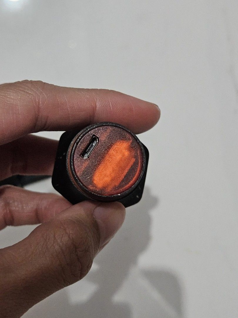 MEROCA AUTO SENSING BRAKE TAIL LIGHT (Category: Bicycles) located in General Trias. Submitted by philarpat (Listing ID 1443296254, Image 3). Description: HONEST ISSUE: MAY NGATNGAT NG ASO, HINDI BASAG LOC: GENTRI RFS: DECLUTTERING .