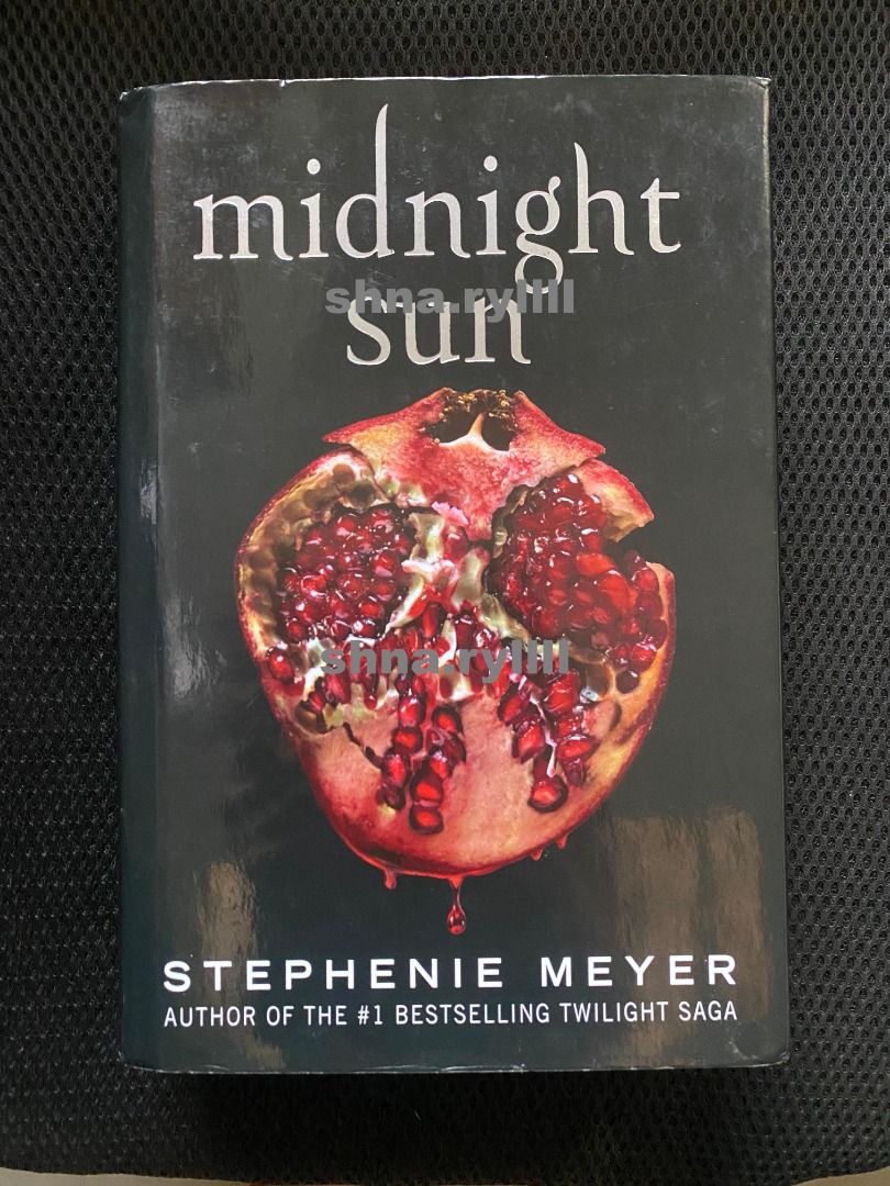 Midnight Sun by Stephenie Meyer (Hardbound) (Category: Storybooks) located in Caloocan City. Submitted by shna_ (Listing ID 1443282032, Image 2). Description: Original, preloved. Good as new condition! (just minimal stains at the top) Payment Methods: • GCash, Maribank (payment first) Location: North Caloocan .