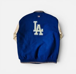 (Category: ) located in . Submitted by ali_thriftzz (Listing ID 1434443151, Image 1). Description: .