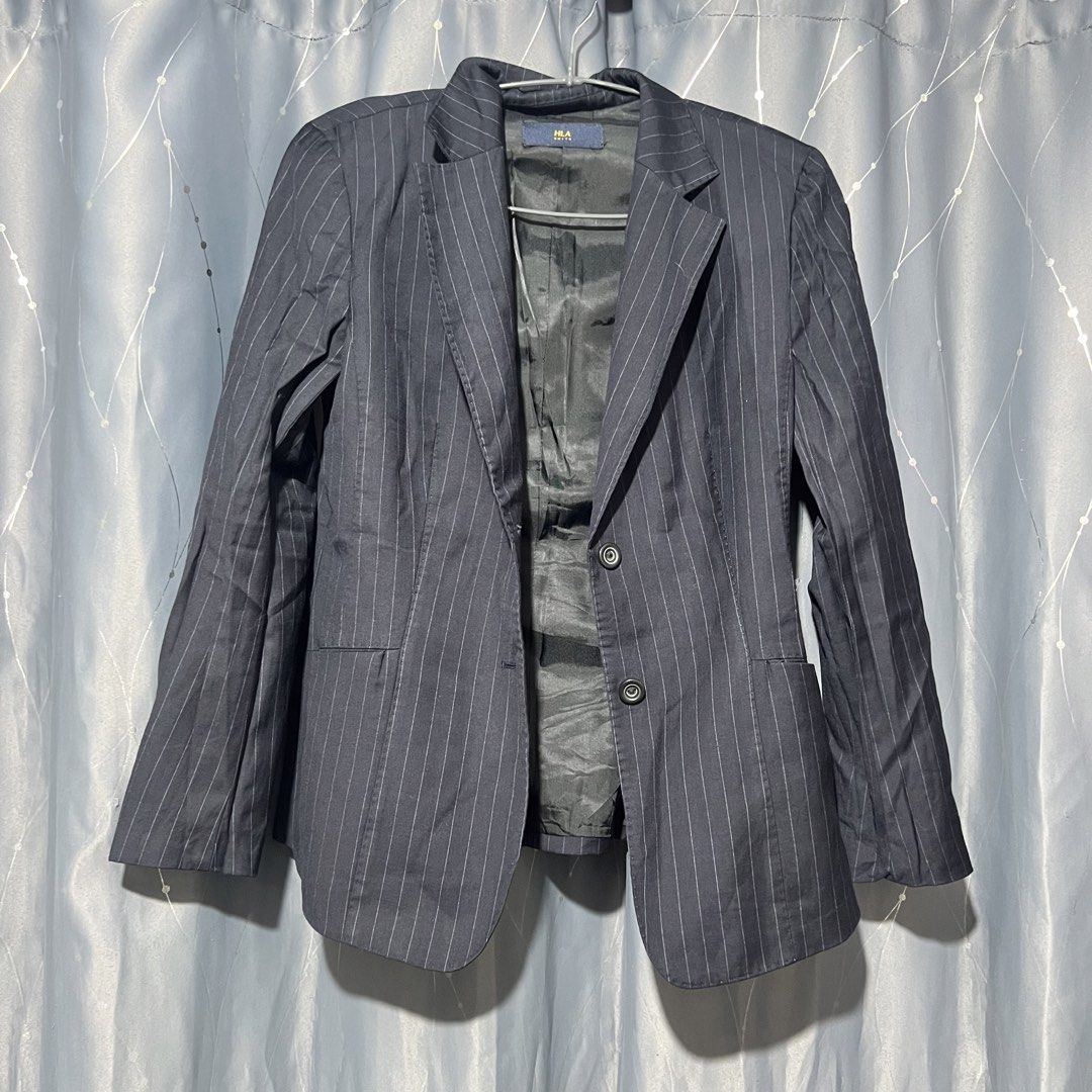 Navy blue Pinstripe Boyfriend Oversized Blazer (Category: Coats, Jackets and Outerwear) located in Manila. Submitted by worldofri (Listing ID 1443288655, Image 2). Description: Can fit to xs to small frame 📌 Colors may vary due to lighting..