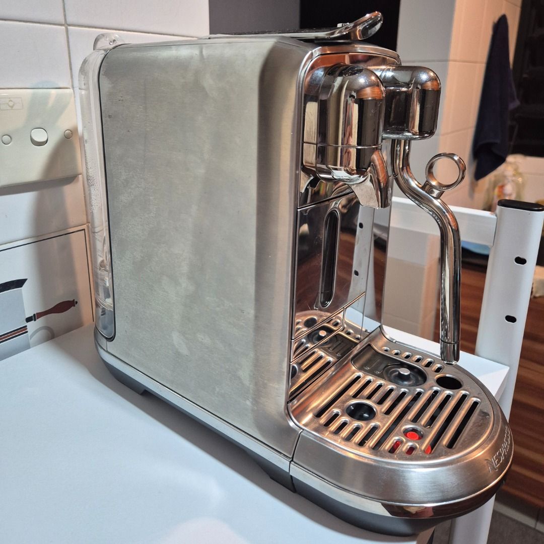Nespresso creatista coffee machine (lightly used) - fast deal $130