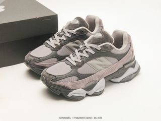 (Category: ) located in . Submitted by outlet_sneakers_shop (Listing ID 1443250404, Image 1). Description: .
