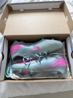 (Category: ) located in . Submitted by hkm_footy (Listing ID 1443289671, Image 1). Description: .
