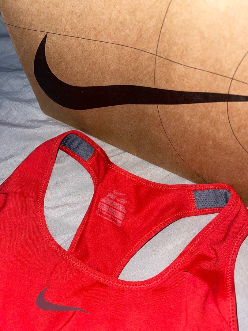 Nike Sports Bra (Category: Sports & Fitness Nutrition) located in Manila. Submitted by kathy_gonzales (Listing ID 1443256625, Image 2). Description: Condition: 9/10 Size: Small 🚚 Delivery will be shouldered by the buyer. I am located in the Manila and can also do meet-ups at Bambang Station. Pm if interested. Thank you! 😊.