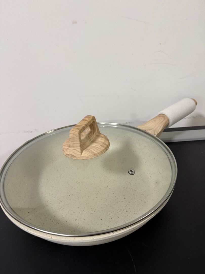 Non-stick Frying Pan with Glass Lid