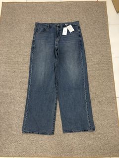 (Category: ) located in . Submitted by mm_denim (Listing ID 1443240819, Image 1). Description: .
