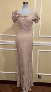 (Category: ) located in . Submitted by maisonrewear (Listing ID 1443277744, Image 1). Description: .