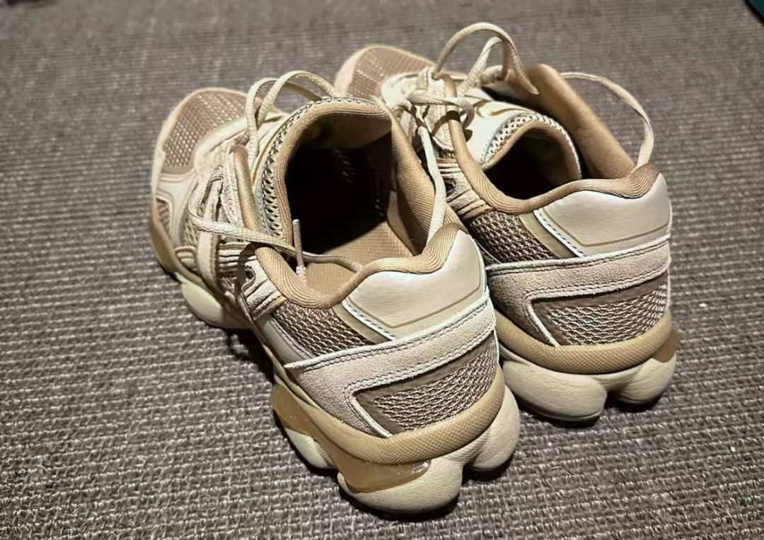 Onitsuka Tiger TIGRUN Wear resistant Low cut Life Casual Shoes Brown unisex (Category: Sneakers) located in Singapore. Submitted by happyearth.753c7b (Listing ID 1443130270, Image 3). Description: 🔥 Brand new, authentic, with original box and label 📦 free doorstep delivery，COD ⏱ 7-9 working days deliver ✨SIZE：EU36-47 🔥If u need other colors or styles, u can consult mev.