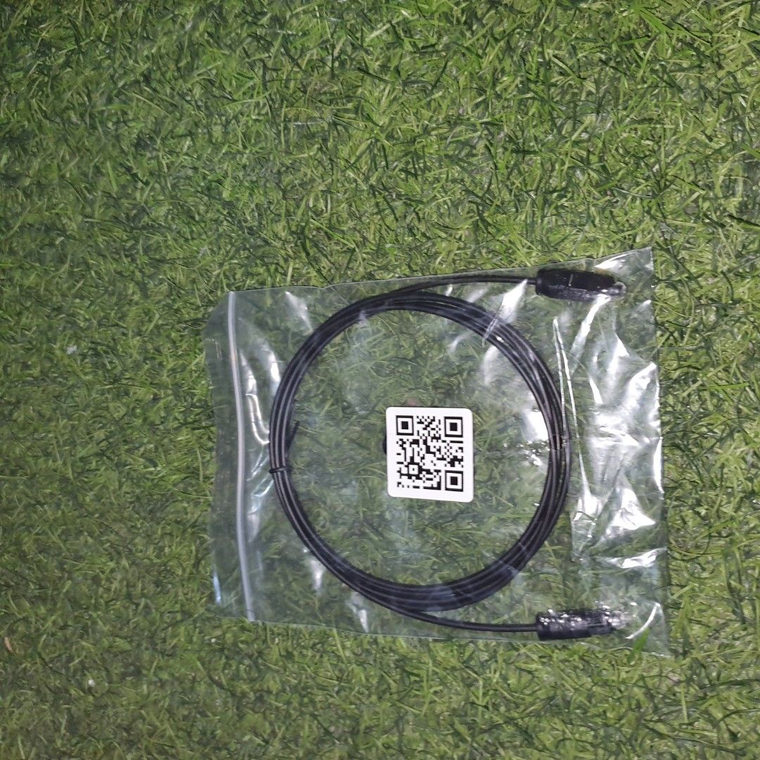 Optical audio cable (Category: Networking) located in Pasig City. Submitted by last_price_posted (Listing ID 1443253825, Image 3). Description: .