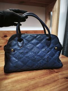 (Category: ) located in . Submitted by queenlyne_vintage_rare_finds (Listing ID 1443273911, Image 1). Description: .