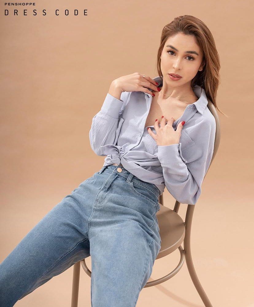 Penshoppe Dress Code Light Blue Loose Fit Button Down Shirt Size M (Category: Longsleeves) located in Malabon City. Submitted by squarepants1 (Listing ID 1443224549, Image 1). Description: - Penshoppe light blue button-down shirt - Size: Medium (M).