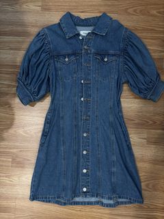 (Category: ) located in . Submitted by prelovedbysuzyyy (Listing ID 1443150357, Image 1). Description: .
