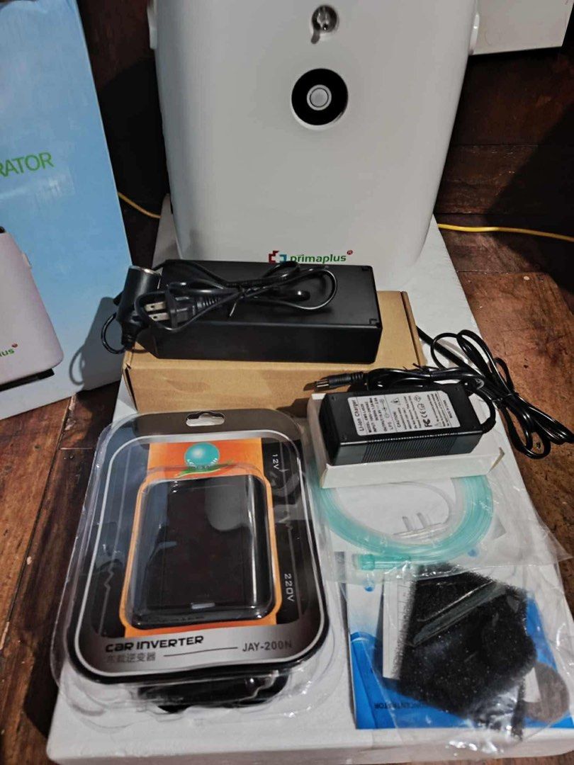 Portable Oxygen Concentrator (Category: Medical Supplies & Tools) located in Quezon City. Submitted by inday2026 (Listing ID 1443287530, Image 3). Description: Portable Oxygen Concentrator Available Onhand Pick up Deliver COD Gcash Bank.