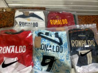 (Category: ) located in . Submitted by sssports (Listing ID 1443254519, Image 1). Description: .
