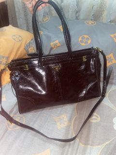 (Category: ) located in . Submitted by baglovers10 (Listing ID 1443214880, Image 1). Description: .