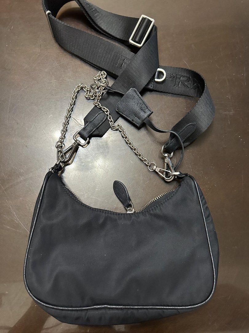Prada Re-Edition Nylon Crossbody/Shoulder (Category: Luxury Bags & Wallets) located in Butuan. Submitted by wear.next (Listing ID 1443139537, Image 2). Description: Please see last slide for issue No inclusion .