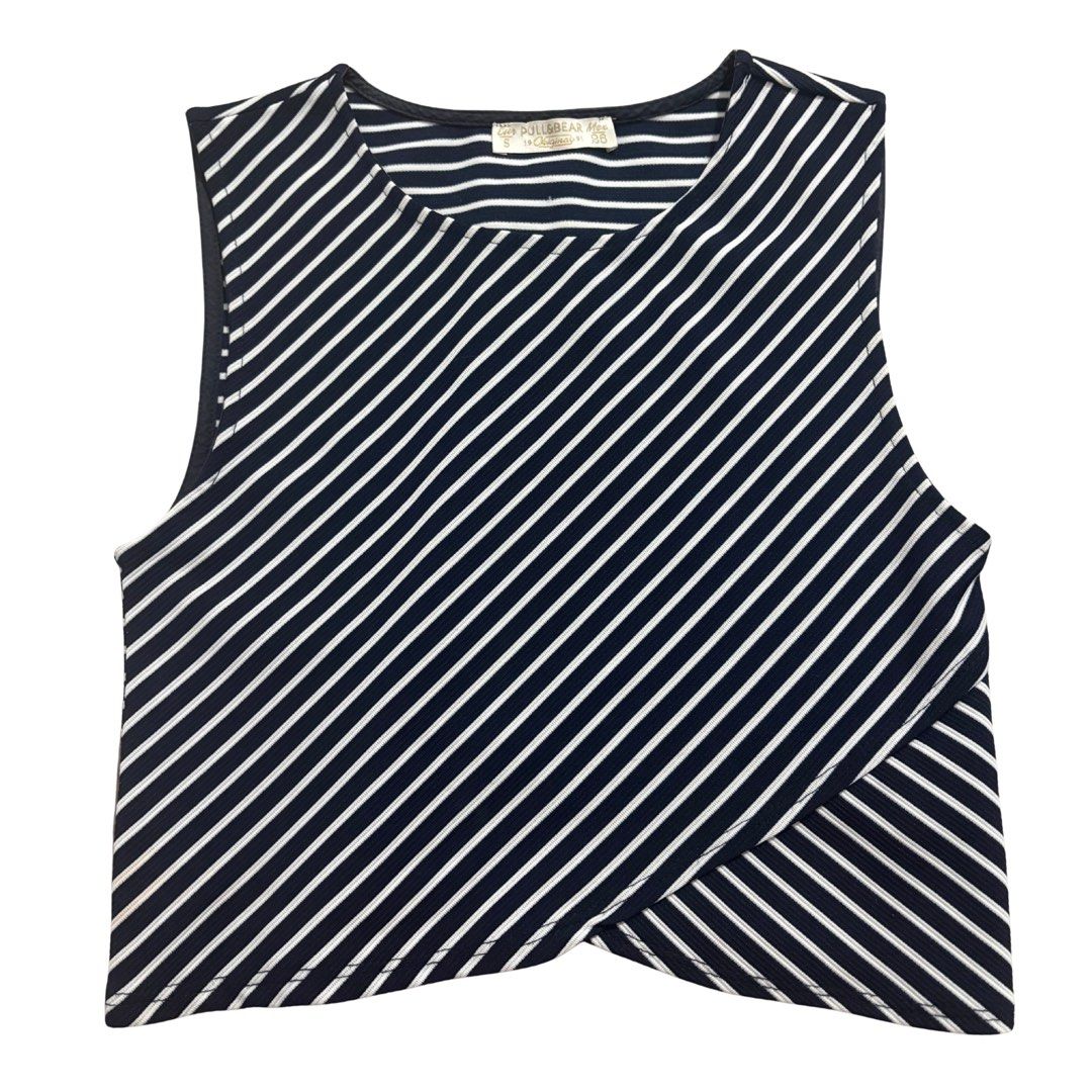 Pull & Bear Striped Cropped Sleeveless Top Size S (Category: Sleeveless) located in Pasay City. Submitted by cloudeclutters (Listing ID 1443287661, Image 1). Description: 🌸 Fits XS-S 🌸 Payment first, No COD 🌸 Payment thru Gcash 🌸 Delivery thru J&T/Lalamove. I'm located at pasay Guaranteed that what you see is what you get.