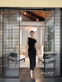 (Category: ) located in . Submitted by clearmywardrobehihi (Listing ID 1443220776, Image 1). Description: .