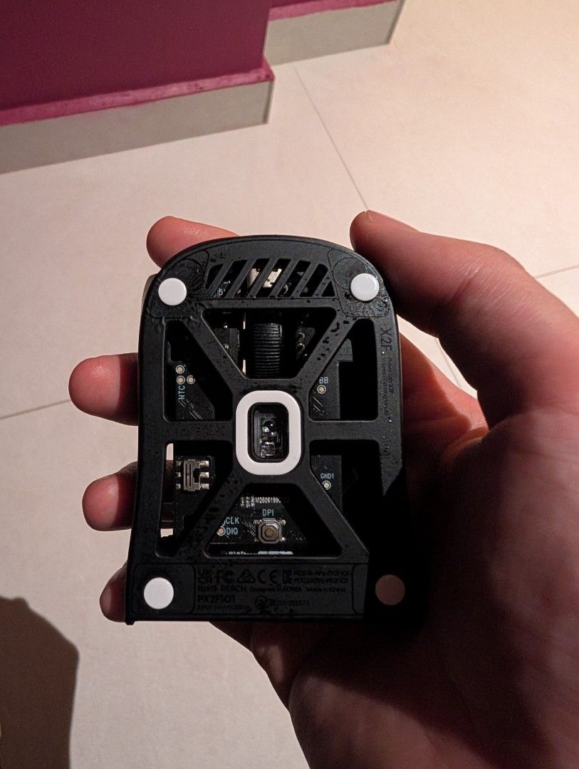 Pulsar X2F Fingertip Wireless Gaming Mouse479493434188113922